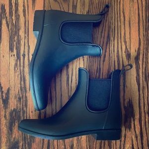 J. Crew | Chelsea Matte Rain Boots